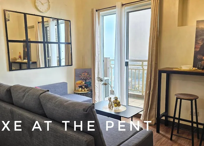The Luxe At The Pent Aparthotel
